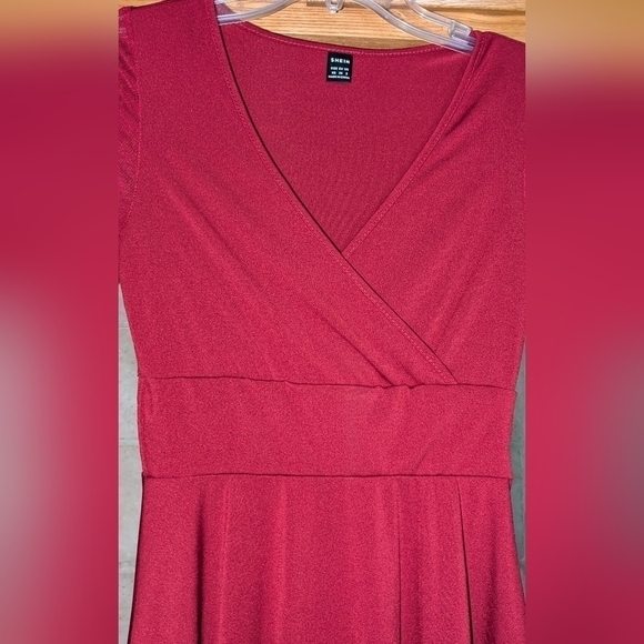 🍷💃SHEIN Frenchy V-Neck Wine Mesh Mini Dress - Aline, Twirl-Worthy Skirt (XS) - Picture 7 of 11